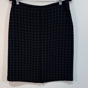 Brooks Brothers 346 Black Houndstooth Pencil Skirt NWOT size 10